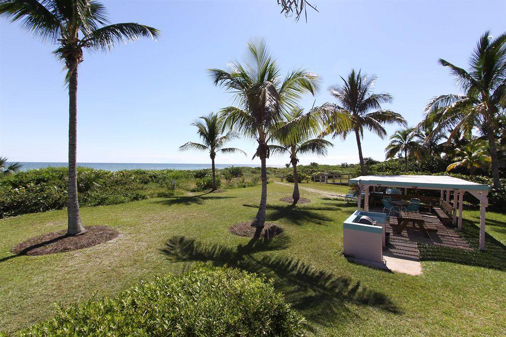 Gulf Breeze Cottages Sanibel Exterior photo