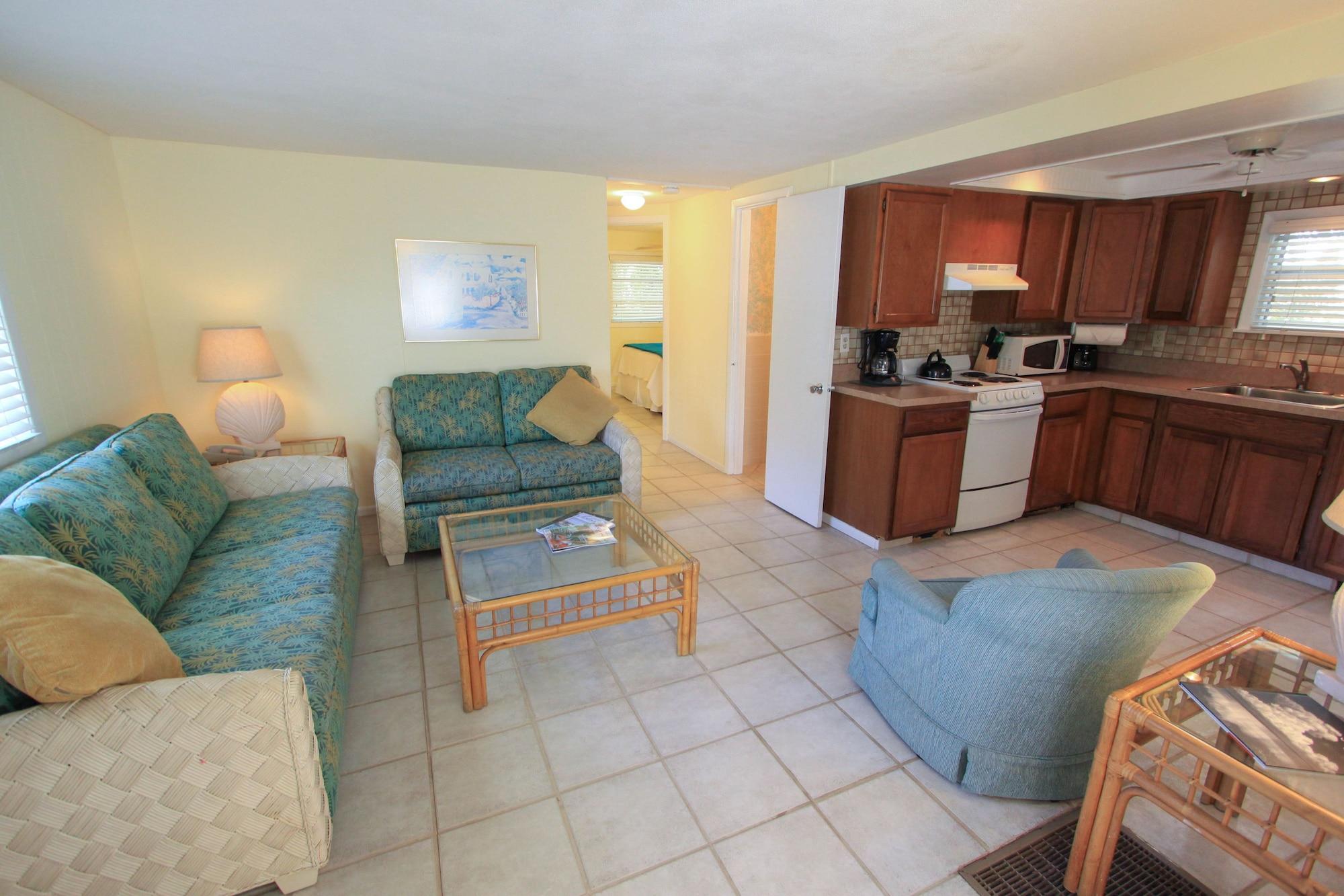 Gulf Breeze Cottages Sanibel Exterior photo