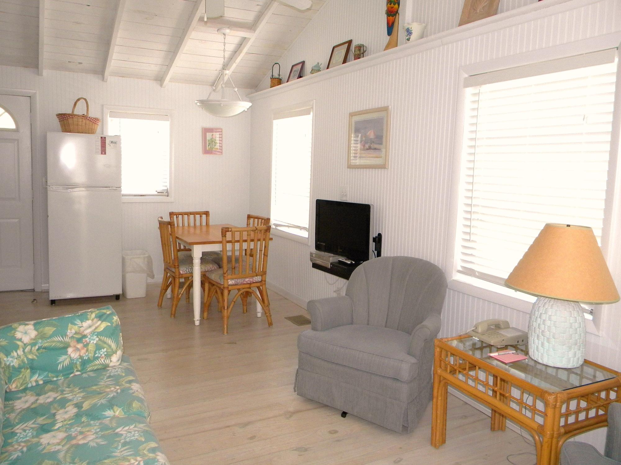 Gulf Breeze Cottages Sanibel Exterior photo