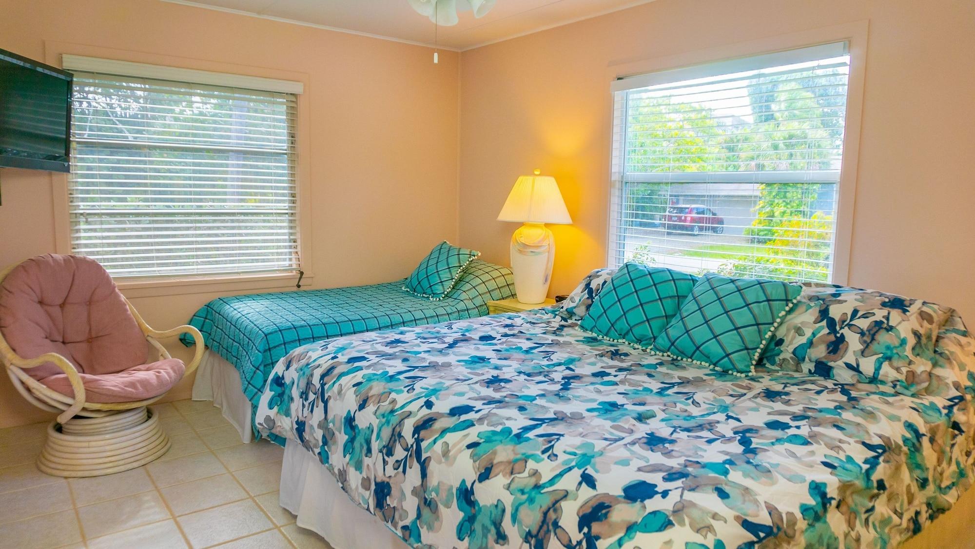Gulf Breeze Cottages Sanibel Exterior photo